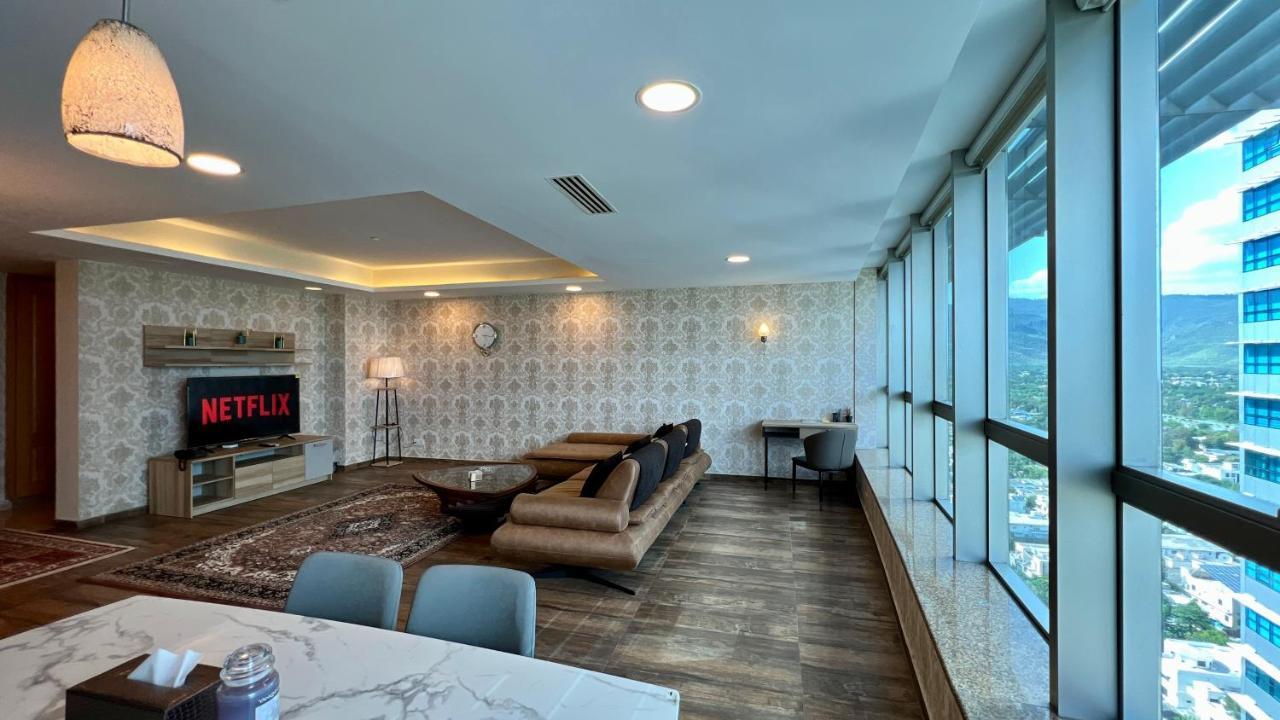 Centaurus Apartment City View Three Beds Islamabad Exterior photo
